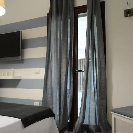 Degli Ulivi Affittacamere 3*